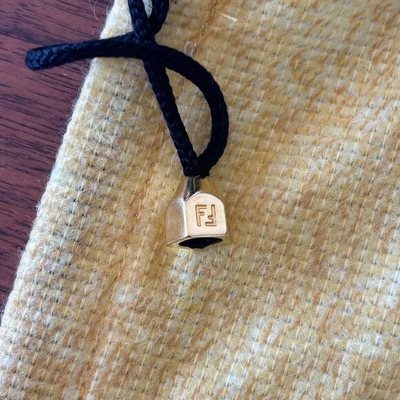 FENDI XL Dust Bag - Drawstring 22 x 22 - Picture 2 of 2